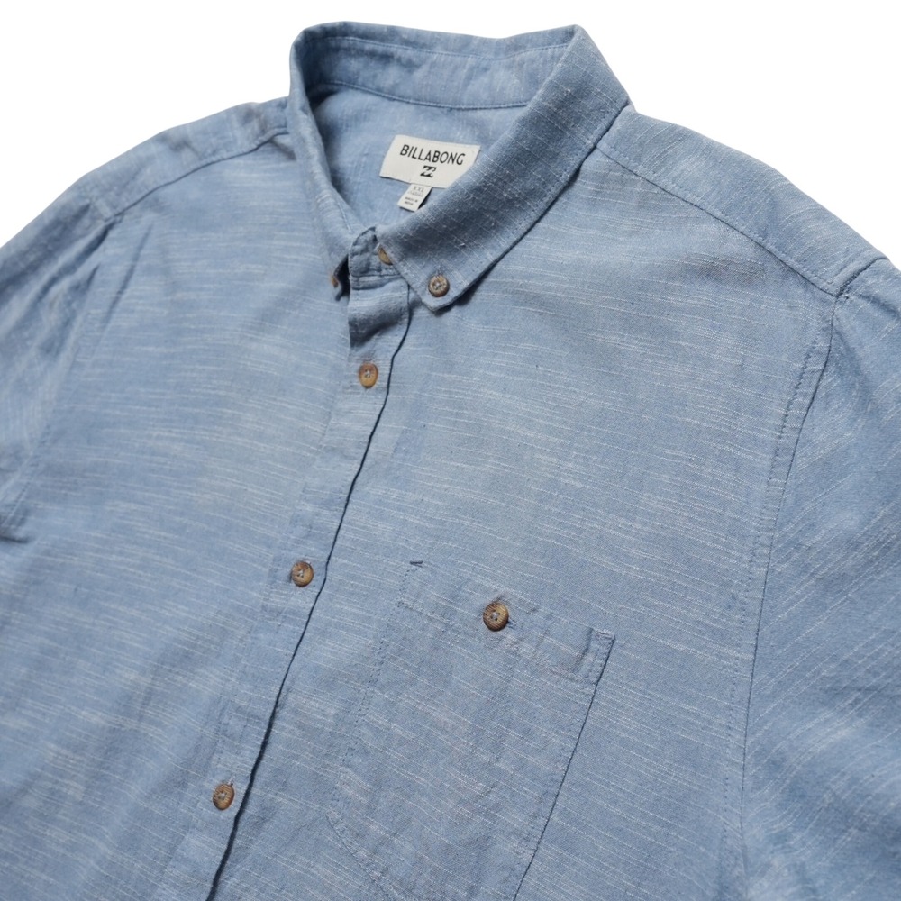 Billabong Button Down Shirt Mens XXL Blue Slub Cotton  Surf Casual Beach‎